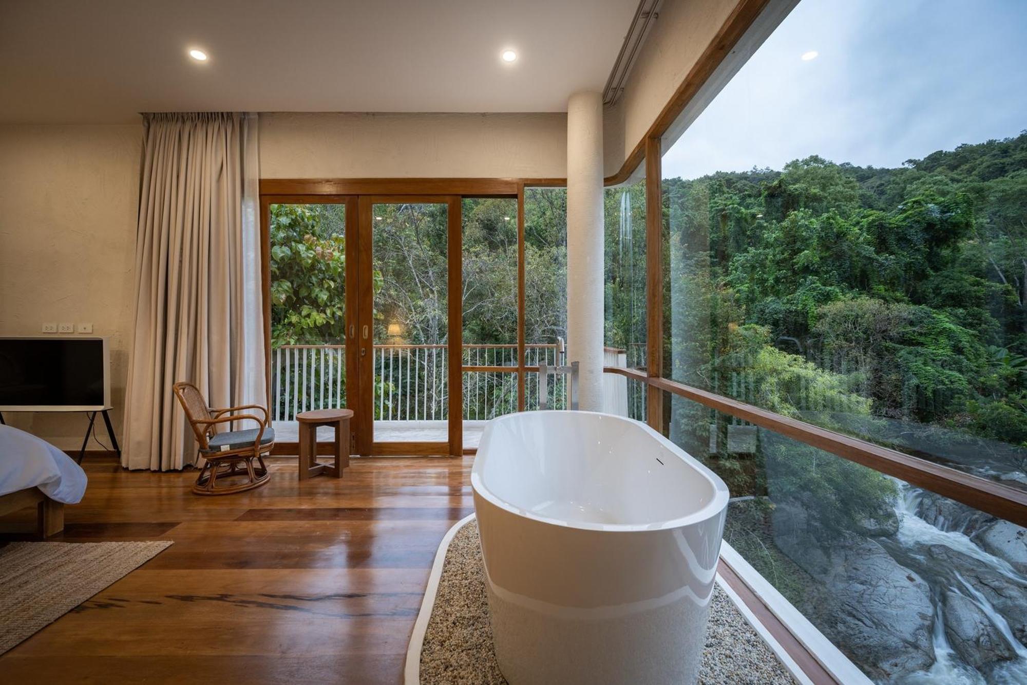 Taryn Tara Cafe And Stay Chiang Mai Luaran gambar