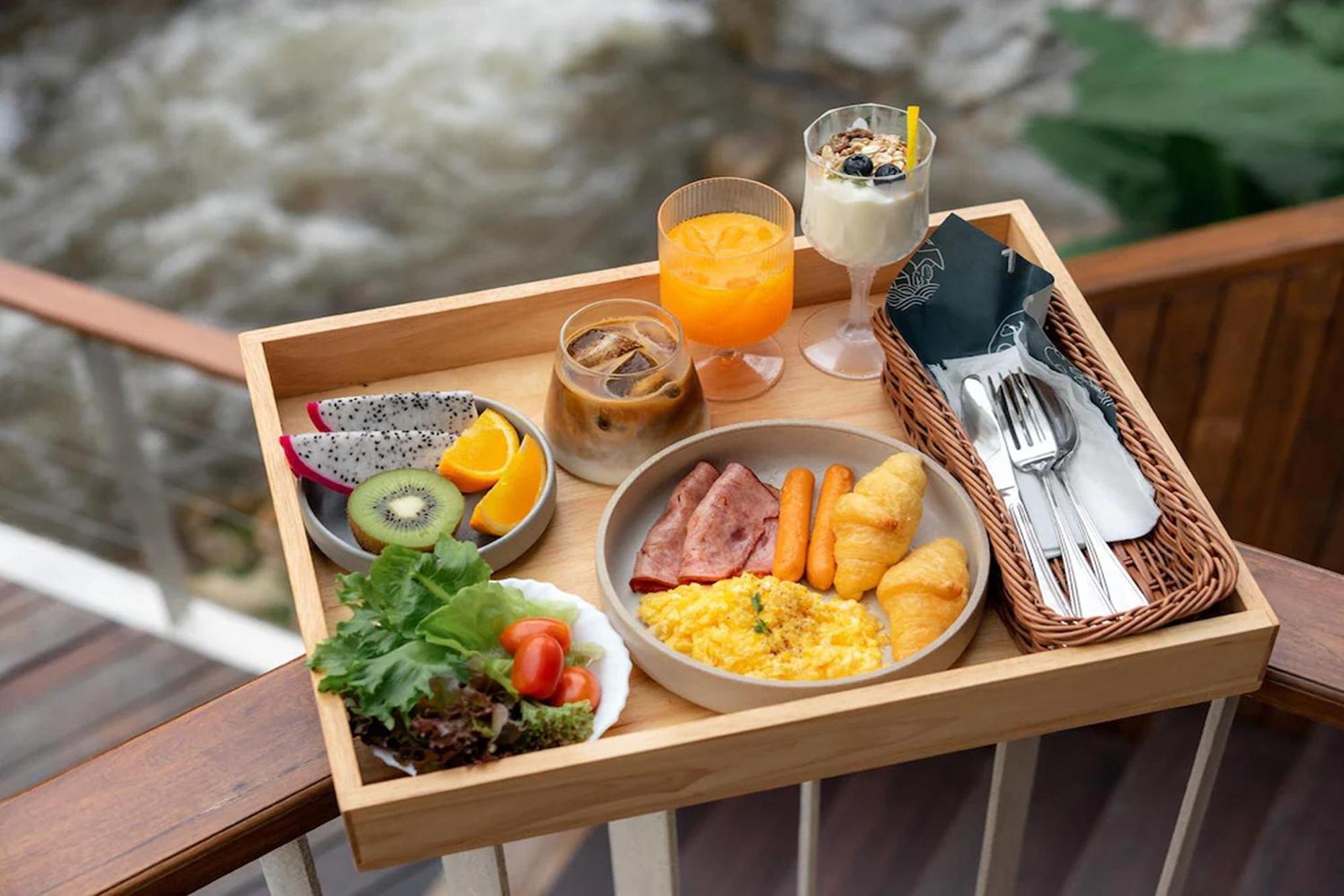 Taryn Tara Cafe And Stay Chiang Mai Luaran gambar